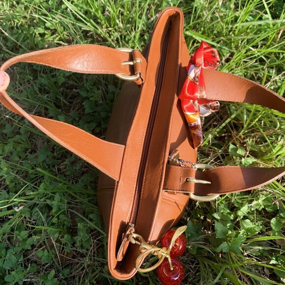 Vintage Coach Waverly Bag 4133 British Tan 1994 - Picture 8 of 16